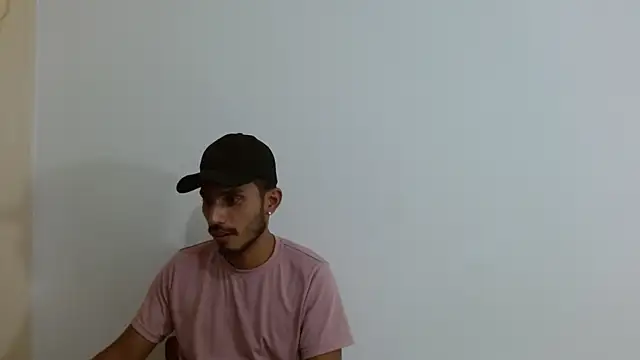 Allisson03 online show from December 21, 2024, 8:00 pm