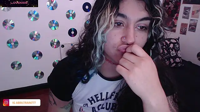 Snapshot of abril666 chatting on November 12, 2025, 4:55 pm abril666 online show from November 12, 2025, 4:55 pm