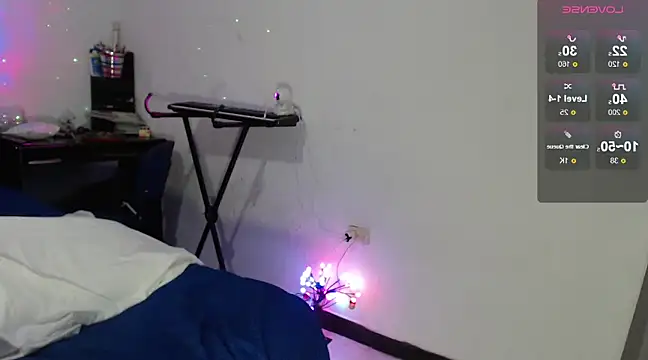 MagicStephany  online show from December 3, 2024, 3:50 pm