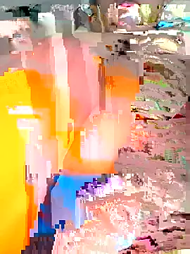 Snapshot of EZEL-59 chatting on December 16, 2025, 10:52 am EZEL-59 online show from December 16, 2025, 10:52 am