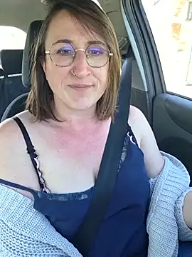 minierose online show from April 10, 2026, 2:57 pm