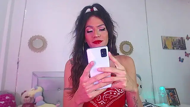 Snapshot of Roxy_SexyDiaz chatting on March 7, 2025, 8:00 pm Roxy SexyDiaz online show from March 7, 2025, 8:00 pm