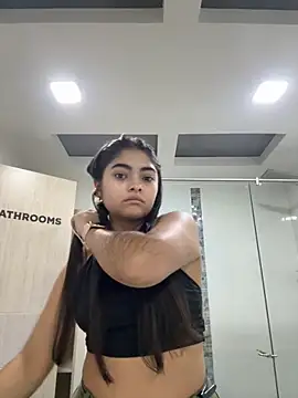 Snapshot of GiselOrtiz chatting on October 29, 2025, 10:47 am GiselOrtiz online show from October 29, 2025, 10:47 am