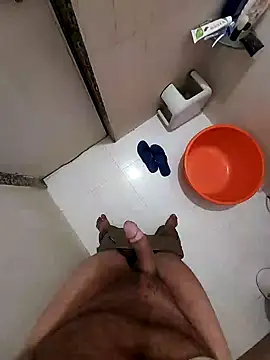 Snapshot of parank2021 chatting on February 11, 2025, 7:27 pm parank2021 online show from February 11, 2025, 7:27 pm