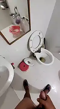 Snapshot of parank2021 chatting on January 8, 2025, 7:34 pm parank2021 online show from January 8, 2025, 7:34 pm