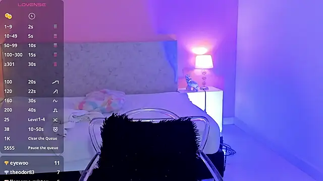 BlakmillerrGilson online show from November 11, 2025, 7:41 pm