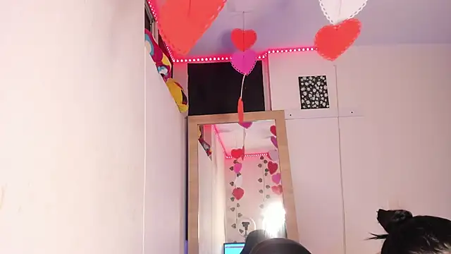 Snapshot of hellensexy chatting on February 16, 2025, 10:11 pm hellensexy online show from February 16, 2025, 10:11 pm