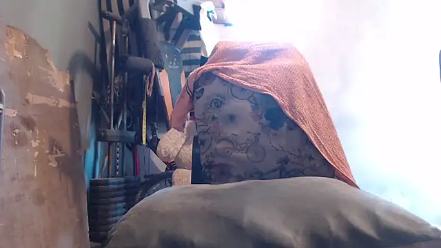 Amazing12inch online show from February 17, 2026, 3:53 pm