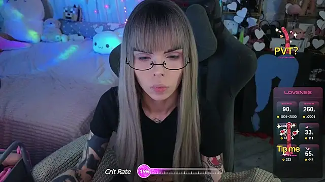 Snapshot of Kerry_Kirk chatting on February 28, 2025, 10:17 pm Kerry Kirk online show from February 28, 2025, 10:17 pm