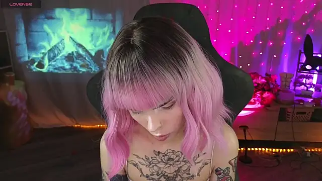 Kerry Kirk online show from March 12, 2026, 11:20 pm