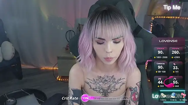 Snapshot of Kerry_Kirk chatting on November 24, 2025, 10:32 pm Kerry Kirk online show from November 24, 2025, 10:32 pm