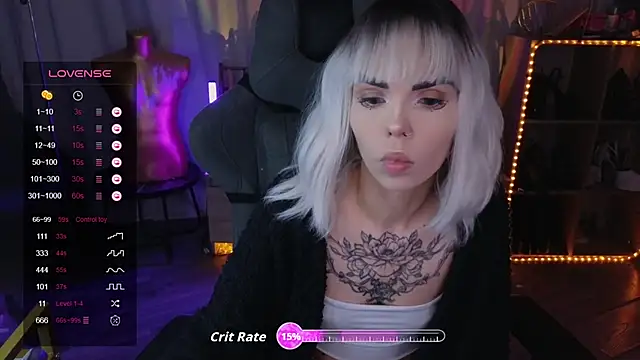 Snapshot of Kerry_Kirk chatting on October 19, 2025, 6:54 pm Kerry Kirk online show from October 19, 2025, 6:54 pm