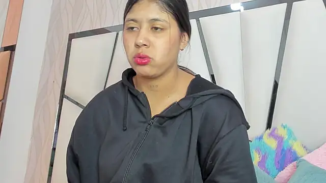  aurora18  online show from March 24, 2026, 3:06 am