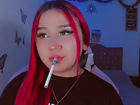 Snapshot of madisonx17 chatting on February 21, 2026, 12:45 am madisonx17 online show from February 21, 2026, 12:45 am