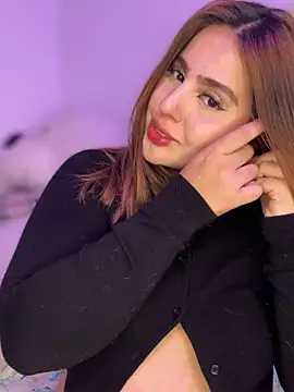 Snapshot of ValerieHilton chatting on November 16, 2025, 9:19 pm ValerieHilton online show from November 16, 2025, 9:19 pm