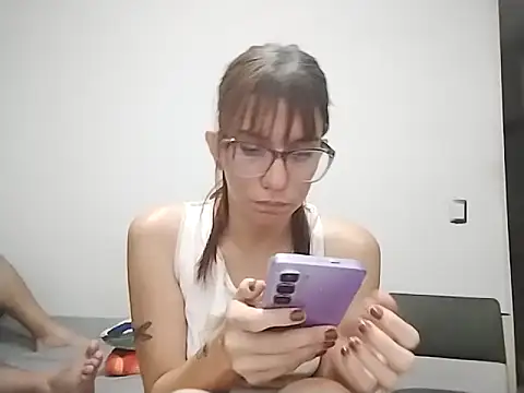 Snapshot of Luna-e-Franco1 chatting on February 22, 2026, 12:02 am Luna-e-Franco1 online show from February 22, 2026, 12:02 am