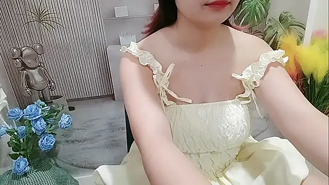 Snapshot of Milajinxi chatting on October 22, 2025, 12:43 am Milajinxi online show from October 22, 2025, 12:43 am