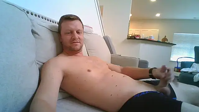 Snapshot of johnd101020 chatting on December 4, 2025, 4:17 pm johnd101020 online show from December 4, 2025, 4:17 pm