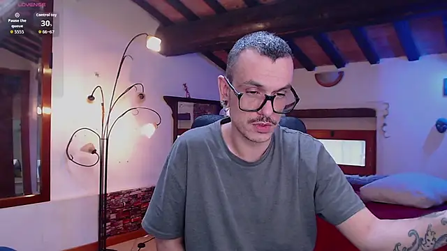 cek 186 online show from March 8, 2026, 1:25 pm