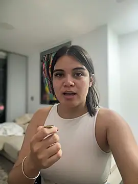 Snapshot of CamilaSofiia chatting on June 14, 2026, 2:24 am CamilaSofiia online show from June 14, 2026, 2:24 am