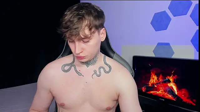 Snapshot of Chris_Tyson chatting on March 14, 2025, 1:27 am Chris Tyson online show from March 14, 2025, 1:27 am