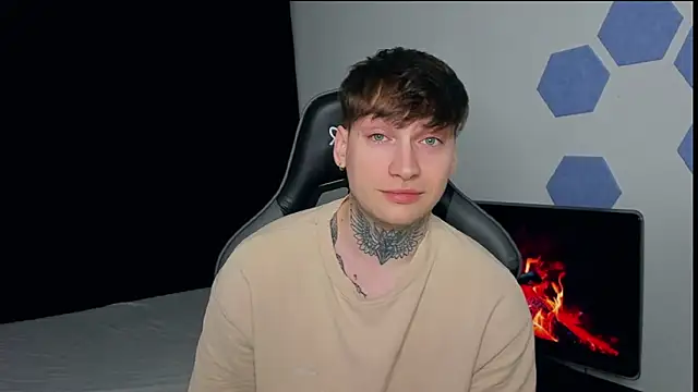 Snapshot of Chris_Tyson chatting on March 15, 2025, 2:03 am Chris Tyson online show from March 15, 2025, 2:03 am