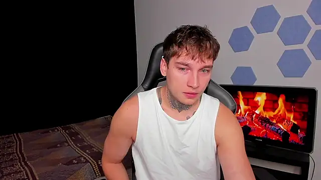 Snapshot of Chris_Tyson chatting on September 20, 2025, 1:54 am Chris Tyson online show from September 20, 2025, 1:54 am