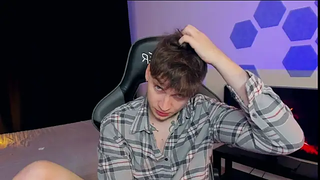 Snapshot of Chris_Tyson chatting on February 14, 2025, 9:53 pm Chris Tyson online show from February 14, 2025, 9:53 pm