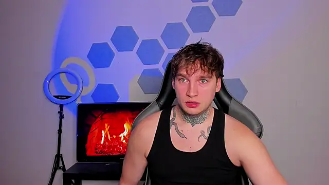 Snapshot of Chris_Tyson chatting on November 1, 2025, 10:14 pm Chris Tyson online show from November 1, 2025, 10:14 pm