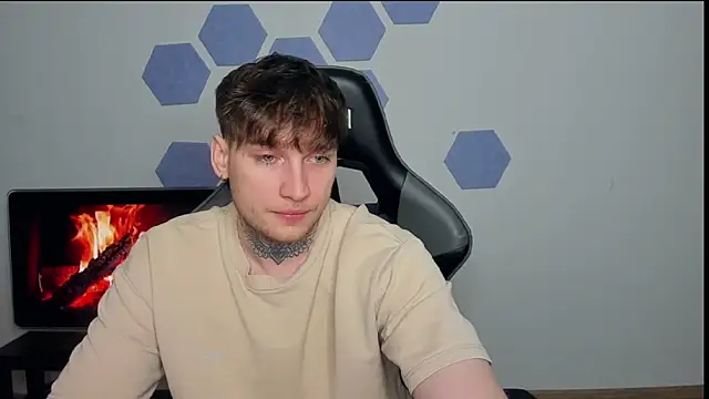 Snapshot of Chris_Tyson chatting on March 12, 2025, 12:31 am Chris Tyson online show from March 12, 2025, 12:31 am