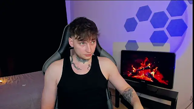 Snapshot of Chris_Tyson chatting on February 15, 2025, 2:15 am Chris Tyson online show from February 15, 2025, 2:15 am