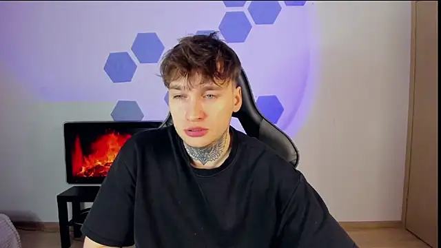 Snapshot of Chris_Tyson chatting on February 25, 2025, 10:20 pm Chris Tyson online show from February 25, 2025, 10:20 pm