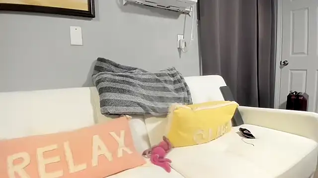 Snapshot of Persiasparadise chatting on November 24, 2025, 2:33 am Persiasparadise online show from November 24, 2025, 2:33 am