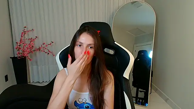 Snapshot of upssnowy chatting on November 21, 2025, 7:57 pm upssnowy online show from November 21, 2025, 7:57 pm