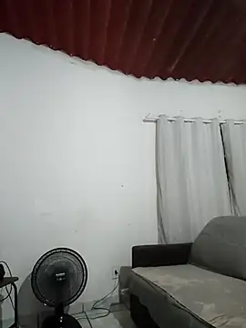 Snapshot of Julia_Pretinha chatting on February 21, 2025, 1:55 am Julia Pretinha online show from February 21, 2025, 1:55 am