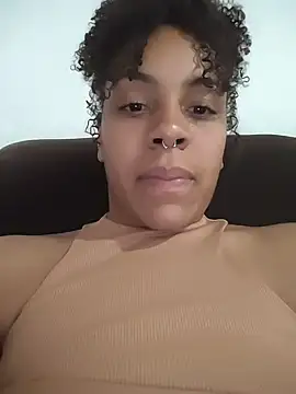 Snapshot of Julia_Pretinha chatting on December 15, 2025, 1:06 pm Julia Pretinha online show from December 15, 2025, 1:06 pm