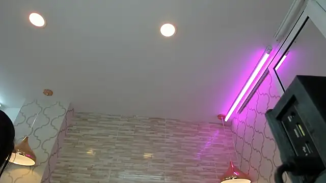 Snapshot of ZoeSmitth chatting on October 29, 2025, 11:31 am ZoeSmitth online show from October 29, 2025, 11:31 am