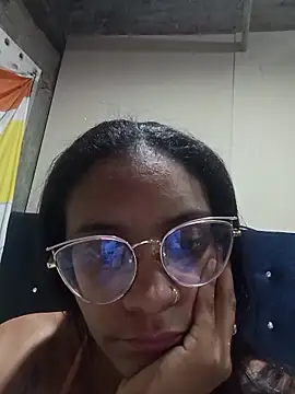 ZoeSmitth online show from November 25, 2025, 5:52 am