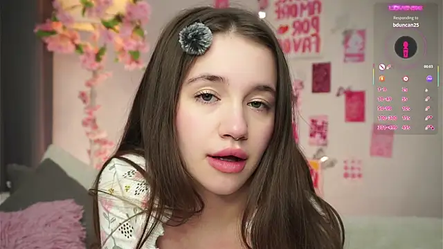 Snapshot of AmiLewis chatting on January 10, 2026, 1:12 am AmiLewis online show from January 10, 2026, 1:12 am