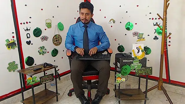 Snapshot of KalethBigDick chatting on March 23, 2025, 6:26 am KalethBigDick online show from March 23, 2025, 6:26 am