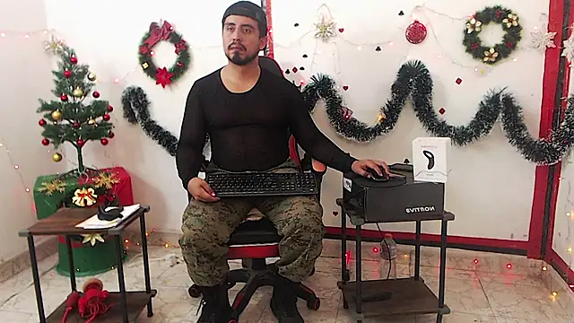 Snapshot of KalethBigDick chatting on November 21, 2025, 11:04 pm KalethBigDick online show from November 21, 2025, 11:04 pm