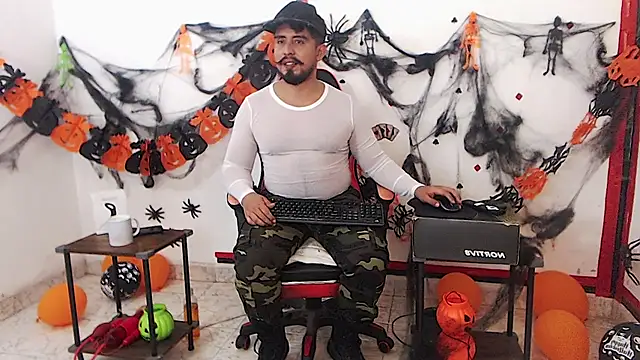 Snapshot of KalethBigDick chatting on November 1, 2025, 5:47 am KalethBigDick online show from November 1, 2025, 5:47 am