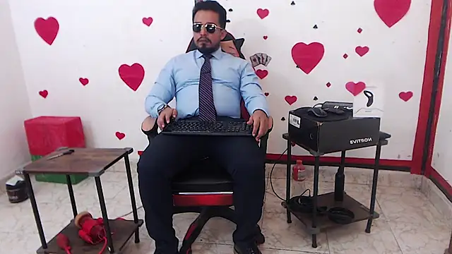 Snapshot of KalethBigDick chatting on March 2, 2026, 4:13 am KalethBigDick online show from March 2, 2026, 4:13 am