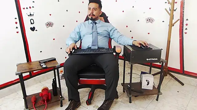 Snapshot of KalethBigDick chatting on September 15, 2025, 3:40 am KalethBigDick online show from September 15, 2025, 3:40 am