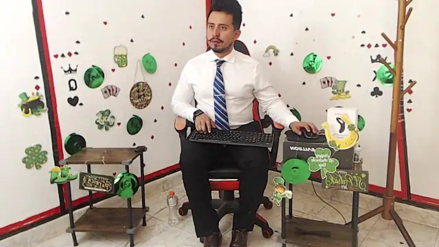 Snapshot of KalethBigDick chatting on March 18, 2025, 4:50 pm KalethBigDick online show from March 18, 2025, 4:50 pm