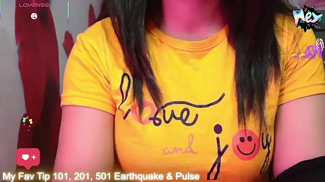 Snapshot of Athena_0 chatting on May 15, 2026, 10:02 am Athena 0 online show from May 15, 2026, 10:02 am