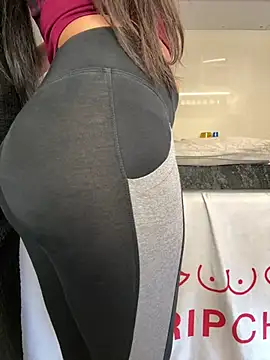 Snapshot of Miss__Malaika chatting on March 14, 2025, 11:56 am Miss Malaika online show from March 14, 2025, 11:56 am