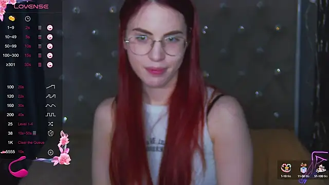 Snapshot of EmilyKents chatting on March 3, 2025, 7:46 am EmilyKents online show from March 3, 2025, 7:46 am