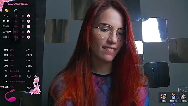 Snapshot of EmilyKents chatting on March 13, 2025, 4:38 am EmilyKents online show from March 13, 2025, 4:38 am