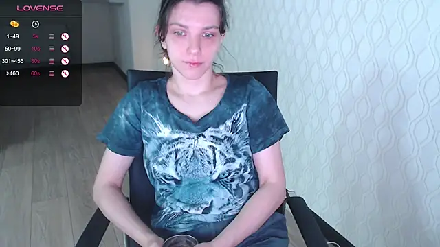 LisaHeart online show from November 22, 2025, 4:17 pm